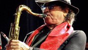 Fallece Gato Barbieri, el saxofonista del 'free jazz' que puso música a 'El último tango en París'