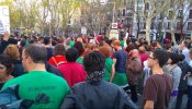 Caceroladas frente a las sedes del PP contra la paralización de la ley catalana antidesahucios