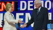 Clinton rechaza debatir con Sanders