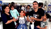 Llegan a España los 20 primeros refugiados reubicados desde Grecia