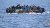 Siete fallecidos y 500 inmigrantes rescatados en un nuevo naufragio frente a las costas de Italia