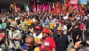 Derechos sociales y nacionales convergen en la protesta en Barcelona contra el TC