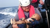 Una foto de un bebé ahogado ilustra la trágica semana vivida en el Mediterráneo por los refugiados