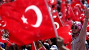 Erdogan defiende restaurar la pena de muerte ante un millón de turcos