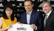Prandelli, una apuesta "por la pelota" para cortar la sangría del Valencia