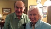 Muere a los 96 años Henry Heimlich, el médico que inventó la maniobra para evitar el atragantamiento