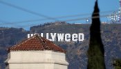 'Hackean' el famoso letrero de Hollywood con un juego de palabras para reivindicar la marihuana