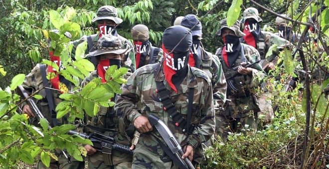La guerrilla del ELN y Colombia pactan un alto al fuego antes de la visita del Papa