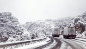 La nieve provoca el cierre de numerosas carreteras en Andalucía, Valencia y Murcia