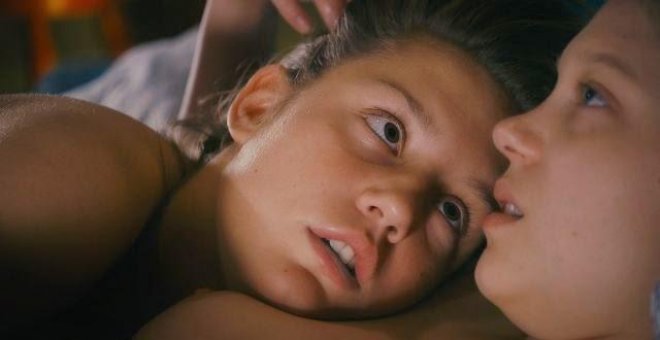 Francia da vía libre a las películas con sexo explícito para menores de 18 años