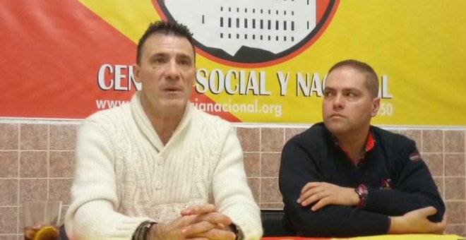 El policia y tertuliano Perdiguero participa en unas charlas de un partido neonazi