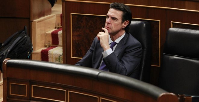 El exministro Soria intentó 'dinamitar' el PP canario en su venganza contra Sáenz de Santamaría