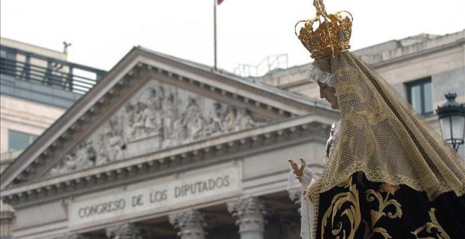 Indultos de Semana Santa: cuando las cofradías 'marcan el paso' al Gobierno