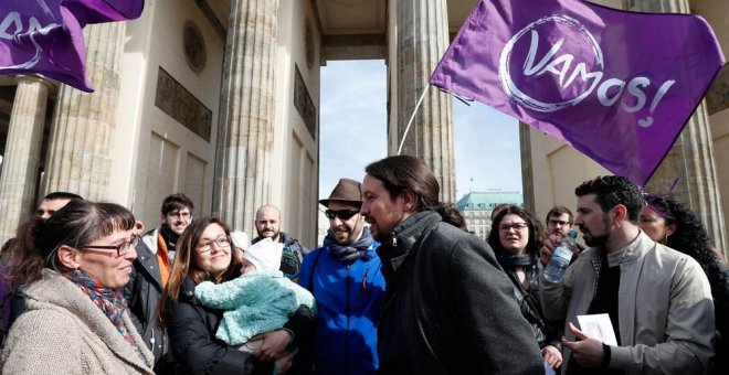 Iglesias y Montero abren la ofensiva de Podemos por los derechos sociales en Berlín