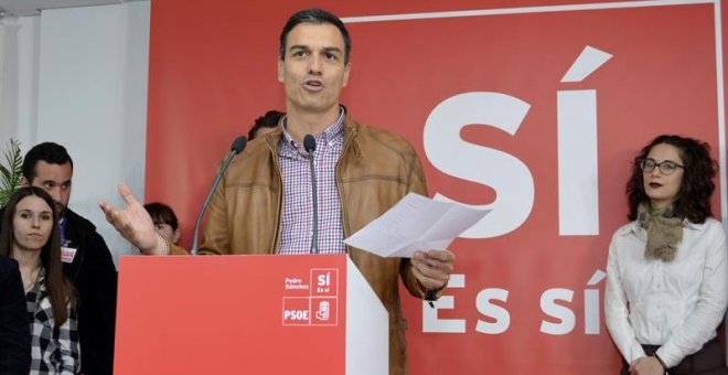 La portavoz del equipo de Sánchez pide a la Gestora el cese de Heredia como secretario del Grupo Socialista
