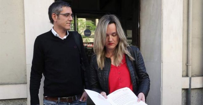 Madina formaliza la candidatura de Díaz en Ferraz: "Su proyecto no va contra nadie"