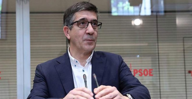 Patxi López quiere "unir y renovar" al PSOE