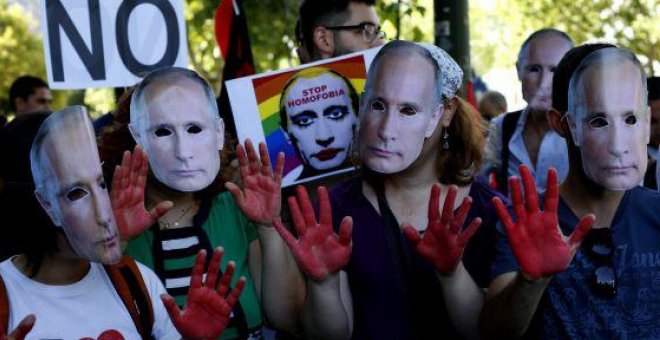 Detenidos cinco activistas rusos por pedir investigar la persecución de homosexuales en Chechenia