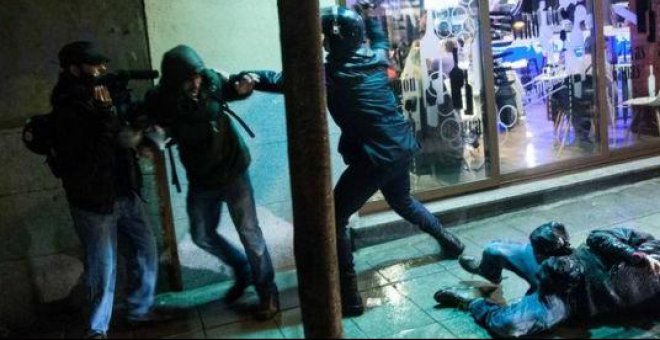 "La agresión policial fue una represalia por nuestro trabajo periodístico"