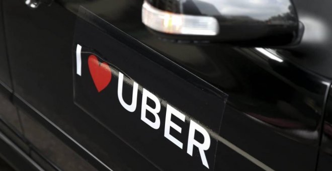La burbuja de licencias de Uber y Cabify pone en riesgo miles de millones de euros