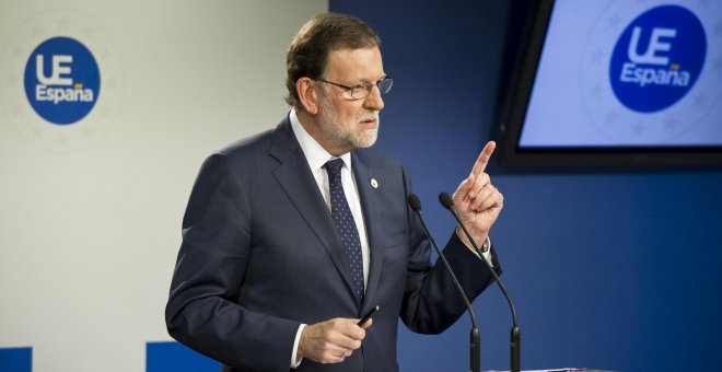 El Gobierno deja en manos de Pedro Sánchez la iniciativa para una reunión con Rajoy