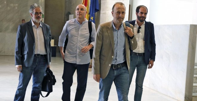 Portazo de cuatro diputados valencianos de C's: "Rivera es el hijo político de Rajoy"