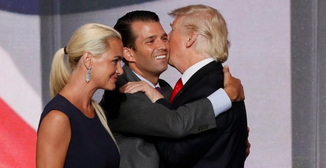 Trump Jr, 'encantado' de recibir del Kremlin "información sensible" sobre Clinton