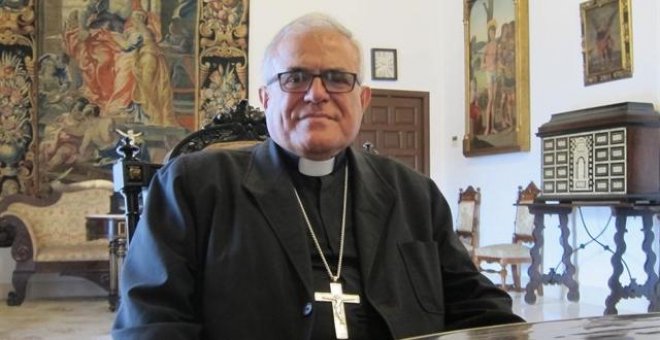 El obispo de Córdoba pide que las vacaciones "sean tiempo de provecho y no de desenfreno"