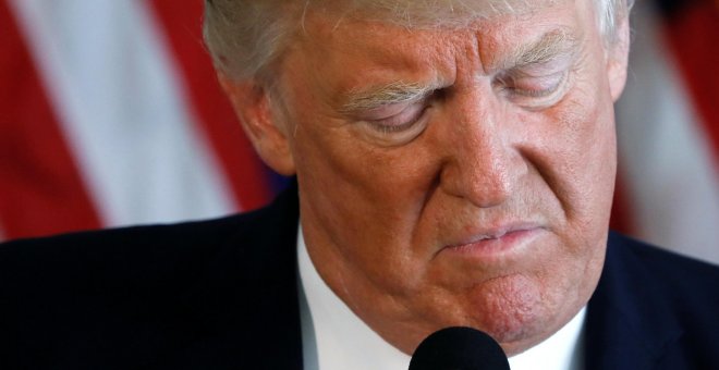 Trump se niega a condenar los ataques supremacistas de Charlottesville