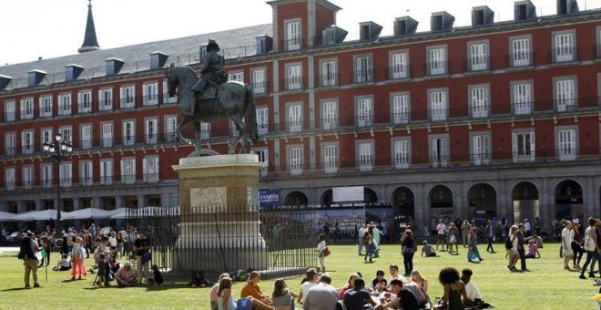 El césped de la Plaza Mayor, un éxito total