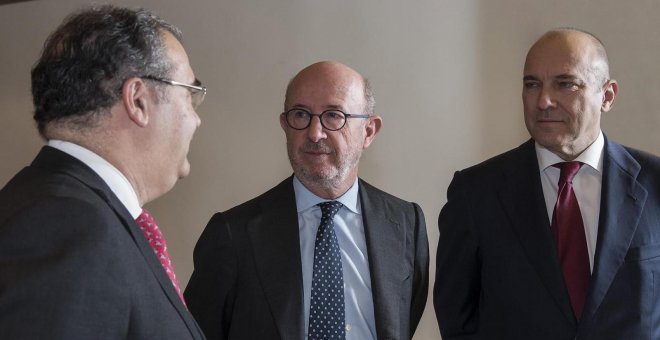 El Santander reclama a los antiguos jefes del Popular 25 millones en bonus y jubilaciones