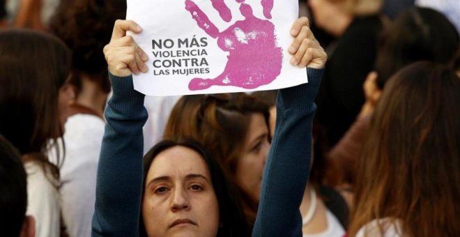 Uno de los detenidos de la violación de Alicante pide ampliar su declaración