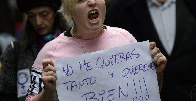 "No es no, lo demás es violación", y otros nueve eslóganes de las marchas contra la violencia machista