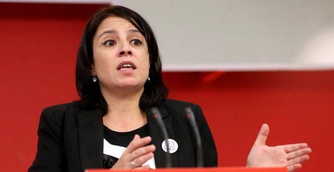 Adriana Lastra compara a Albert Rivera con el fundador de Falange y luego pide disculpas