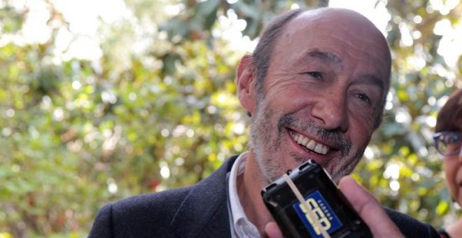 Rubalcaba ve negociable la idea de Iceta para que Catalunya gestione sus impuestos