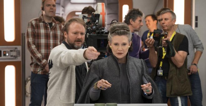 La Policía interviene en un cine de EEUU para calmar a los fans de 'Star Wars VIII' indignados por fallos en el estreno