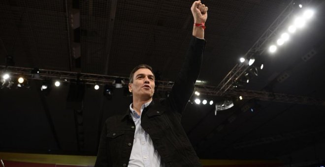 Pedro Sánchez dosifica su presencia pública y se vuelca en el partido