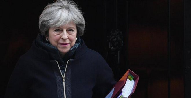 La ley del Brexit afronta una batalla en los Lores tras superar la de los Comunes