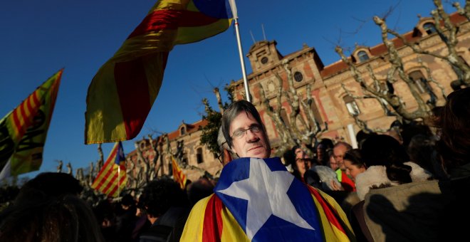 'The Economist' avisa de que la gestión de la crisis catalana puede devaluar el 'estatus democrático' de España