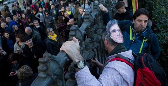 Interior aplicará la ley mordaza a los independentistas que rompieron el cordón policial del Parlament