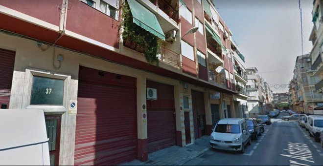 Un menor de 14 años mata a su hermano de 19 de una puñalada en Alicante