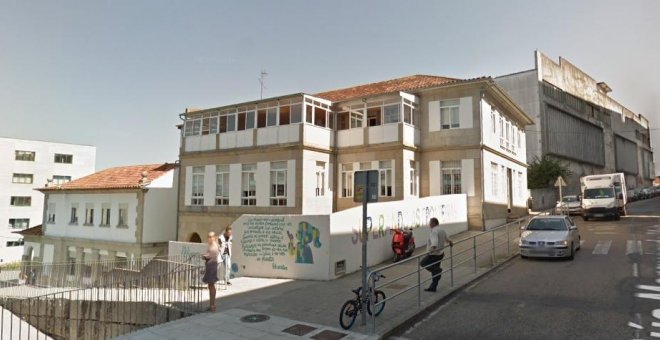 El albergue de Vigo se queda sin sitio para acoger a más personas sin hogar por guardar pasos de Semana Santa