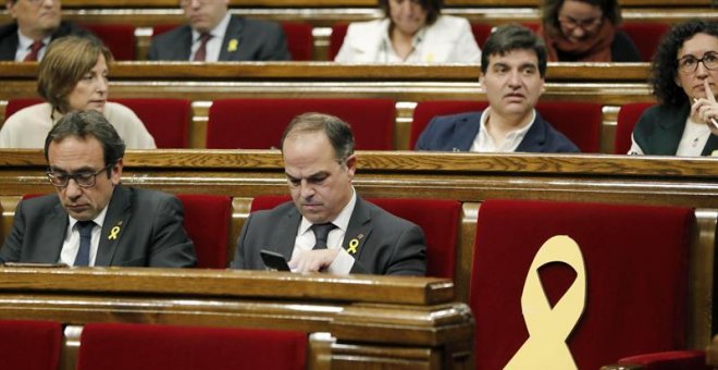 El Parlament reconoce la "legitimidad" de Puigdemont y avala el 1-O