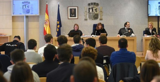 El fiscal mantiene la acusación de terrorismo para los jóvenes de Altsasu