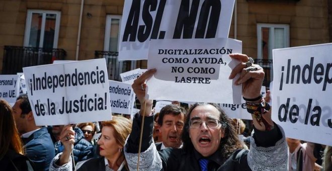 Catalá ignora las movilizaciones masivas de jueces y fiscales por una justicia de calidad
