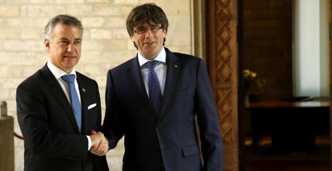 Urkullu considera "no realista" mantener a Puigdemont como candidato