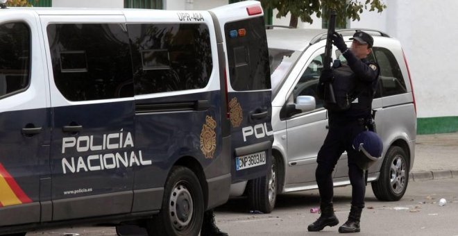 Cinco agentes heridos en una operación antidroga en la playa de Algeciras