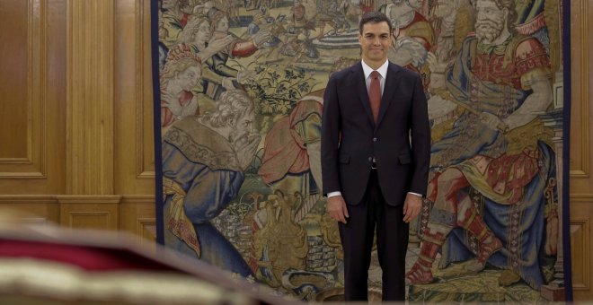 Sánchez se estrena como presidente del Gobierno reuniéndose con el presidente de Ucrania