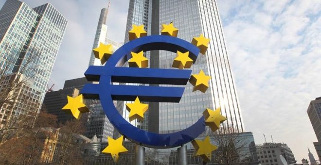 El euro cumple 20 años y sigue como segunda moneda global pese a los desequilibrios