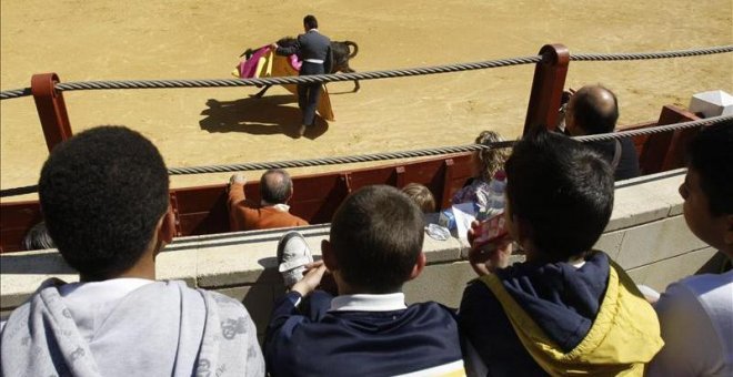 La Asamblea de Madrid rechaza prohibir la participación de menores en espectáculos taurinos